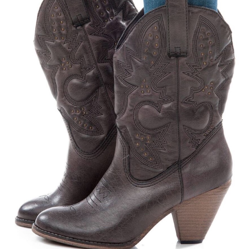 MIA Larue Studded Cowboy Boots